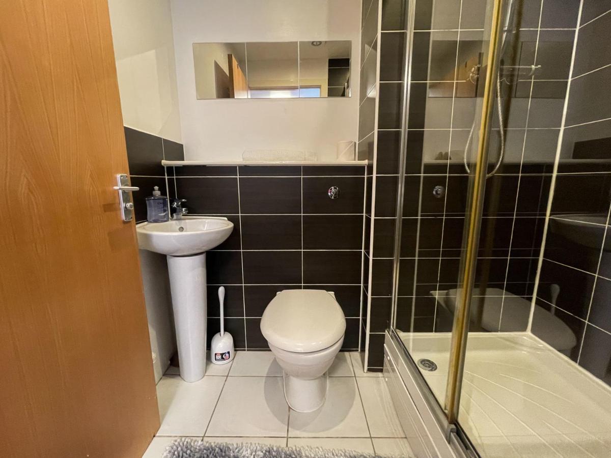 Kelvingrove 2 Bedroom Apartment - Private Parking Glasgow Extérieur photo