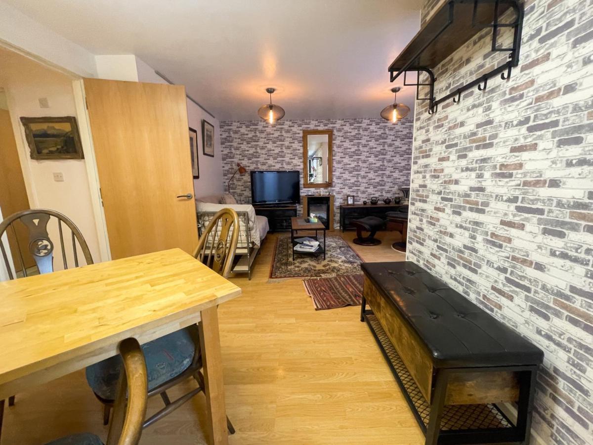 Kelvingrove 2 Bedroom Apartment - Private Parking Glasgow Extérieur photo