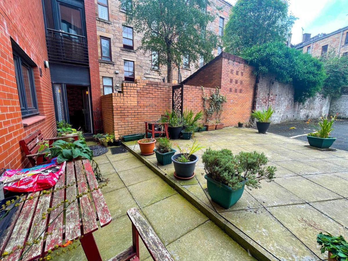 Kelvingrove 2 Bedroom Apartment - Private Parking Glasgow Extérieur photo
