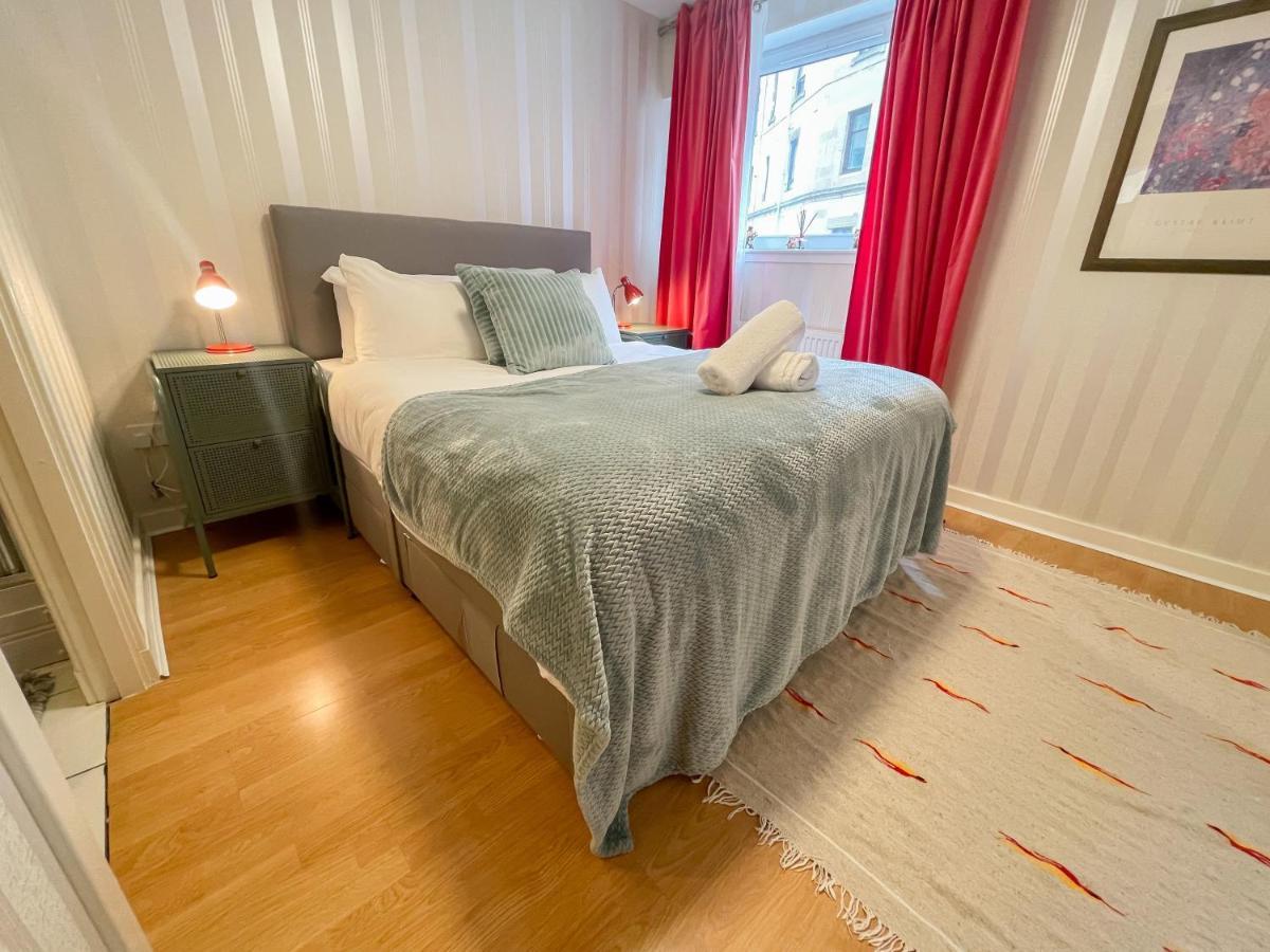 Kelvingrove 2 Bedroom Apartment - Private Parking Glasgow Extérieur photo