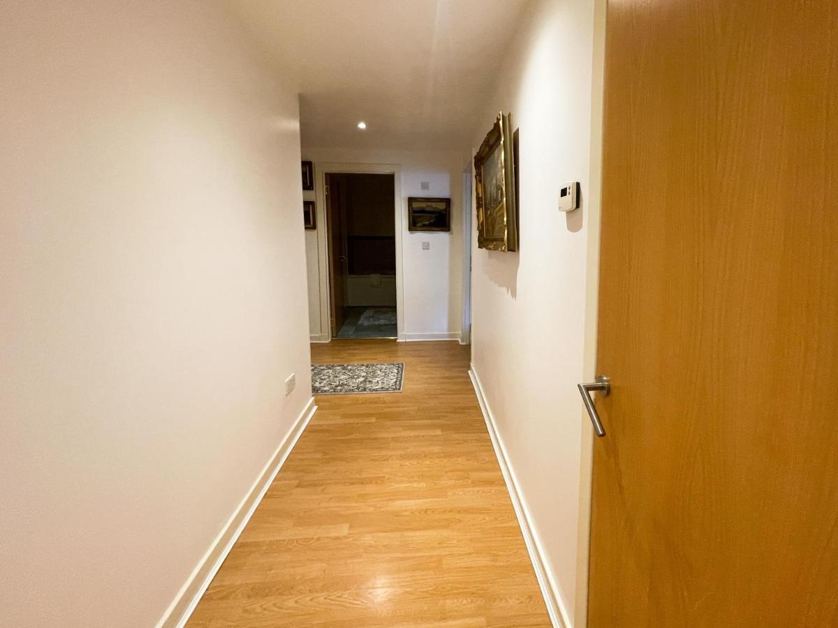 Kelvingrove 2 Bedroom Apartment - Private Parking Glasgow Extérieur photo